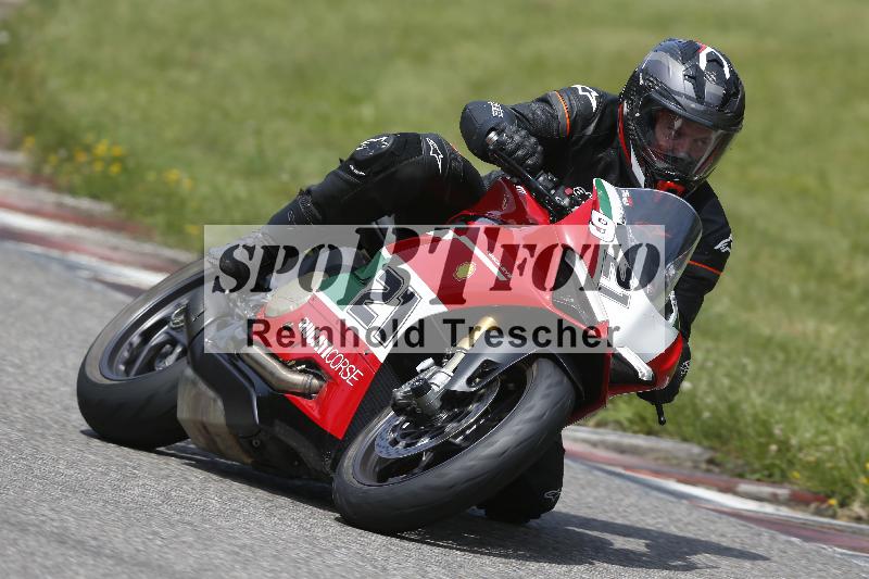 Archiv-2025/27 12.06.2025 Ducati Schweiz Trackday Warmup  ADR/gelb-jeaune/9